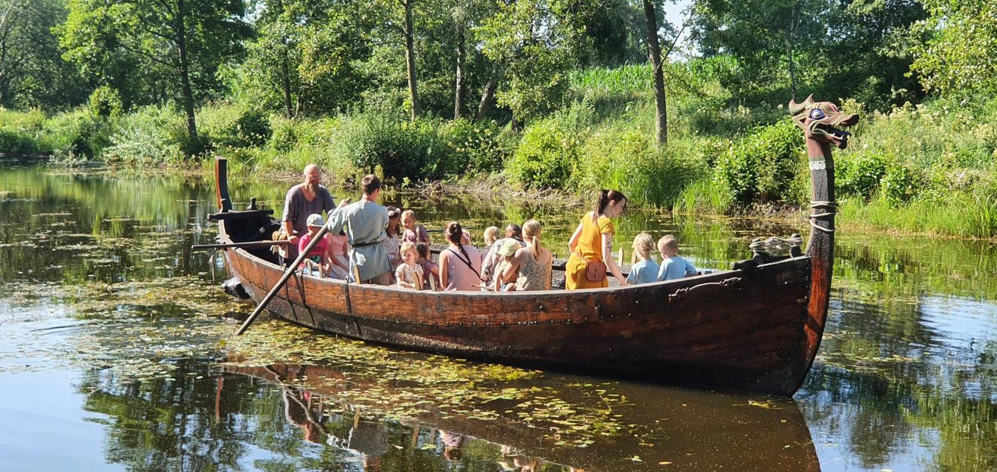 Вілла Vittfarnas Vikingaby Sosdala Екстер'єр фото